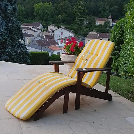 Maison De Robert 3* Saint-Aquilin